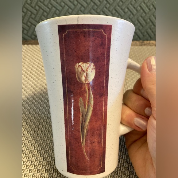 Set of 2 Tall Rustic Tea/Coffee Mugs With Coloured Rims - Picture 2 of 5